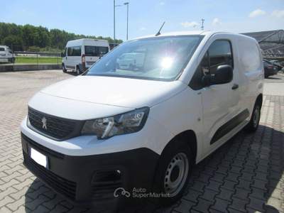 Peugeot Partner 1.5 hdi 75cv PASSO CORTO TETTO BASSO Bianco usata Medolla