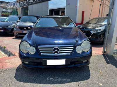 Mercedes-Benz Classe C C SportCoupe 180 k tps Avantgarde Sport Blu/Azzurro usata Roma