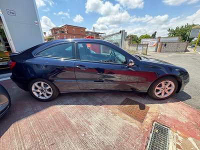 Mercedes-Benz Classe C C SportCoupe 180 k tps Avantgarde Sport Blu/Azzurro usata Roma