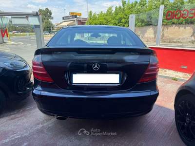 Mercedes-Benz Classe C C SportCoupe 180 k tps Avantgarde Sport Blu/Azzurro usata Roma