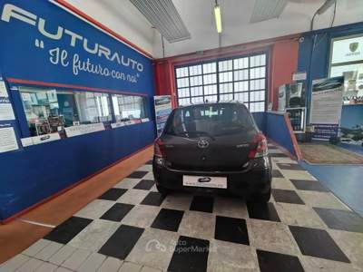 Toyota Yaris 5 porte Sol Grigio usata Fino Mornasco