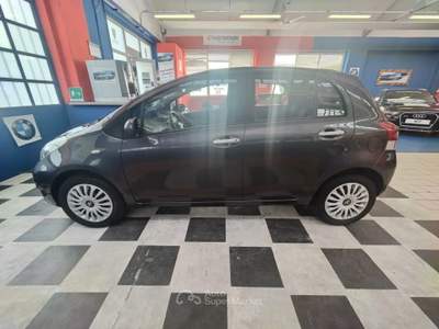 Toyota Yaris 5 porte Sol Grigio usata Fino Mornasco