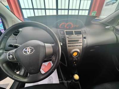 Toyota Yaris 5 porte Sol Grigio usata Fino Mornasco