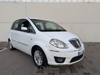 Lancia Musa 1.3 MJT 90 CV EURO 4 - 2008 Bianco usata Corato