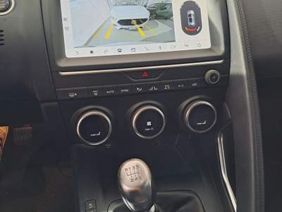 Jaguar E-Pace R-Dynamic S 2020 Bianco usata Parete