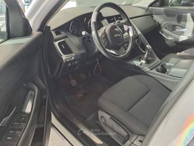 Jaguar E-Pace R-Dynamic S 2020 Bianco usata Parete