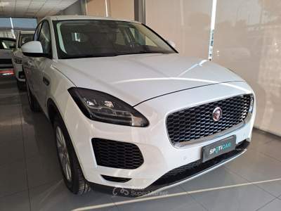 Jaguar E-Pace R-Dynamic S 2020 Bianco usata Parete