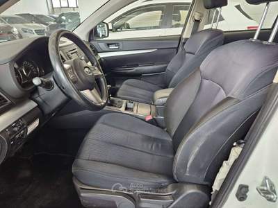 Subaru Legacy Legacy SW 2.0d INIETTORI RUMOROSI Bianco usata Martinengo