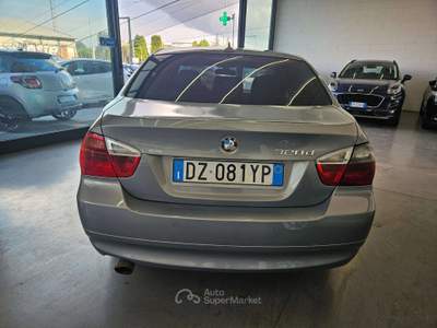 BMW Serie 3 320e 320 E90 Berlina 320d Eletta / AUTOMATICO Argento usata Martinengo