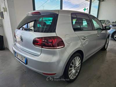 Volkswagen Golf VI 5p 2.0 tdi Comfortline 140cv Automatico Argento usata Martinengo