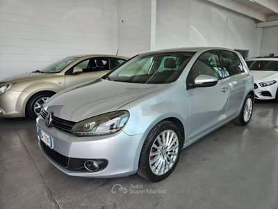 Volkswagen Golf VI 5p 2.0 tdi Comfortline 140cv Automatico Argento usata Martinengo