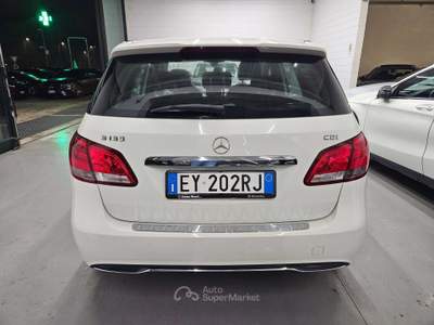 Mercedes-Benz Classe B 1.5 Premium FL E6 NEOPATENTATI Bianco usata Martinengo