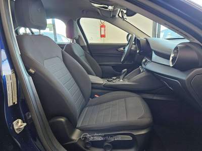 Alfa Romeo Giulia 2.2 t Super 150cv AUTOMATICO/ TAGLIANDI CERTIFICATI Blu/Azzurro usata Martinengo