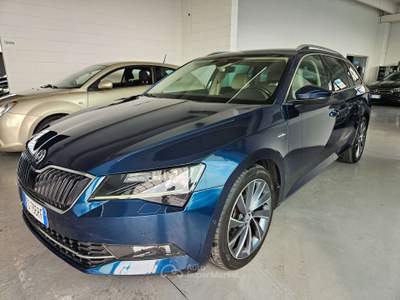 Skoda Superb Wagon 2.0 tdi Laurin 4x4 TAGLIANDI CERTIFICATI Blu/Azzurro usata Martinengo