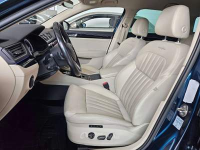 Skoda Superb Wagon 2.0 tdi Laurin 4x4 TAGLIANDI CERTIFICATI Blu/Azzurro usata Martinengo