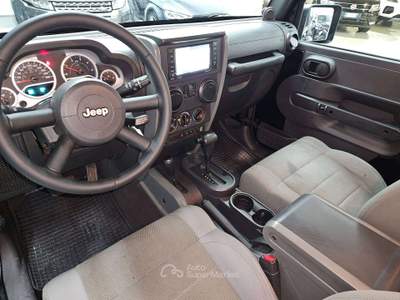 Jeep Wrangler 2.8 crd Sahara AUTOMATICO /4X4  MARCE RIDOTTE Nero usata Martinengo