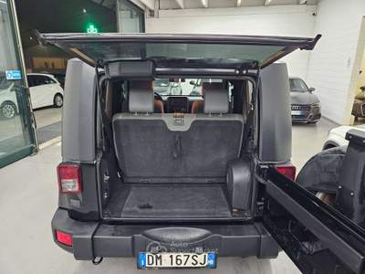 Jeep Wrangler 2.8 crd Sahara AUTOMATICO /4X4  MARCE RIDOTTE Nero usata Martinengo