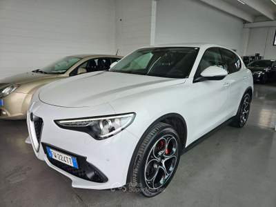 Alfa Romeo Stelvio 2.2 t Sport Edition Q4 210cv auto Bianco usata Martinengo