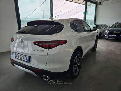 Alfa Romeo Stelvio 2.2 t Sport Edition Q4 210cv auto Bianco usata Martinengo