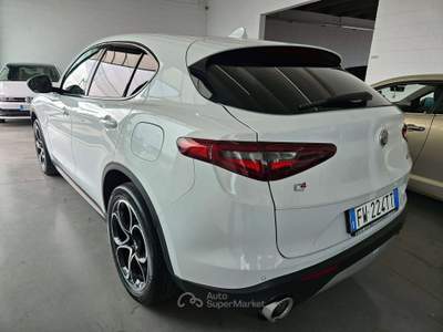 Alfa Romeo Stelvio 2.2 t Sport Edition Q4 210cv auto Bianco usata Martinengo