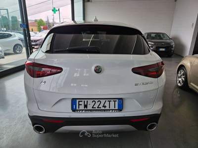 Alfa Romeo Stelvio 2.2 t Sport Edition Q4 210cv auto Bianco usata Martinengo