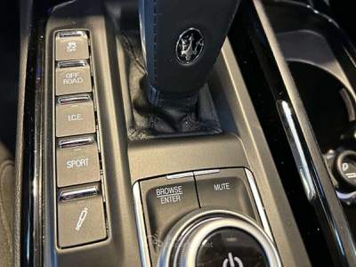 Maserati Levante GT 330 CV MHEV AWD GAR. 5 ANNI Grigio usata Bagnaria Arsa