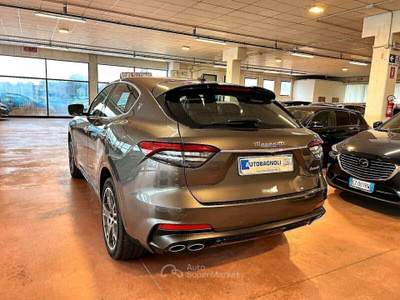 Maserati Levante GT 330 CV MHEV AWD GAR. 5 ANNI Grigio usata Bagnaria Arsa