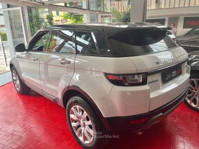 Land Rover Range Rover Evoque EVOQUE 2.0 TD4 150 CV PURE TECH CAMBIO MANUALE 6 SPEED Bianco usata Pesaro