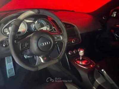 Audi R8 V8 FSI quattro Nero usata Benevento