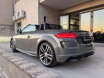 Audi TT Roadster 40 2.0 TFSI S tronic S line Grigio usata Carovigno