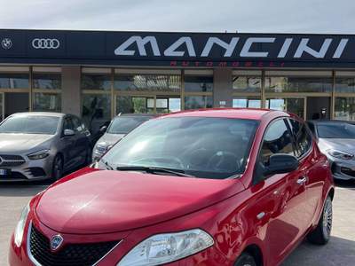 Lancia Ypsilon Ypsilon III 2015 1.2 Silver ecochic Gpl 69cv Rosso usata Civita Castellana