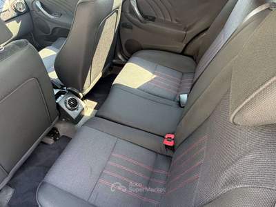 Alfa Romeo 147 147 II 5p 1.9 jtd mjt Distinctive c/esp 150cv Nero usata Torino