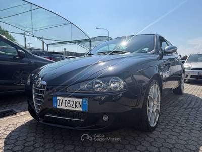 Alfa Romeo 147 147 II 5p 1.9 jtd mjt Distinctive c/esp 150cv Nero usata Torino