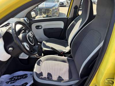 Renault Twingo Twingo III  1.0 sce Energy 70cv S Giallo usata Torino