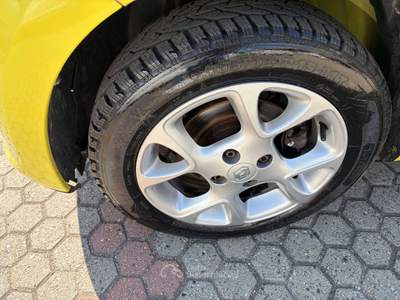 Renault Twingo Twingo III  1.0 sce Energy 70cv S Giallo usata Torino