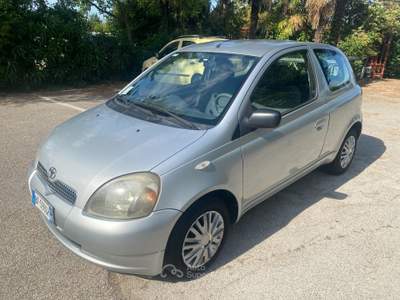 Toyota Yaris cat 3 porte Sol Grigio usata Ravenna