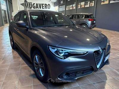 Alfa Romeo Stelvio 2.2Turbodiesel 160cv AUTOMATICA Grigio usata Salerno