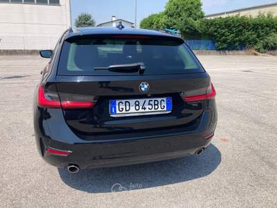 BMW Serie 3 318d 318 318d 48V Touring Nero usata Maserà di Padova