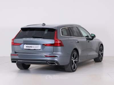 Volvo V60 B4 (d) 197CV AUT INSCRIPTION Grigio usata Bassano del Grappa