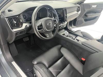 Volvo V60 B4 (d) 197CV AUT INSCRIPTION Grigio usata Bassano del Grappa