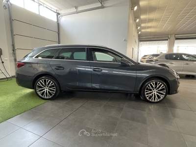 Seat Leon 1.5 eTSI 150cv FR DSG Grigio usata Occhiobello