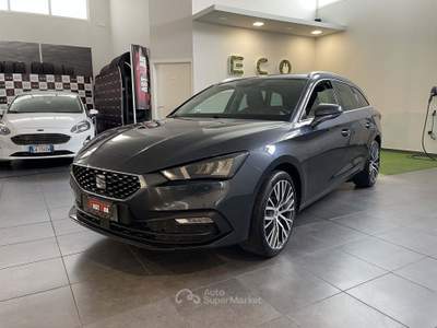 Seat Leon 1.5 eTSI 150cv FR DSG Grigio usata Cesena