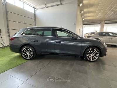 Seat Leon 1.5 eTSI 150cv FR DSG Grigio usata Cesena