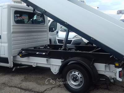 Fiat Ducato 35MH1 2.2MJET 140CV RIBALTABILE TRILATERALE Bianco usata Cherasco