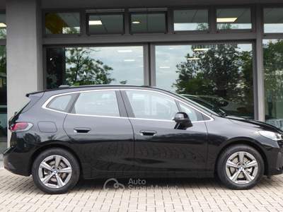 BMW Serie 2 Active Tourer 218d d Active Tourer Nero usata Quattro Castella