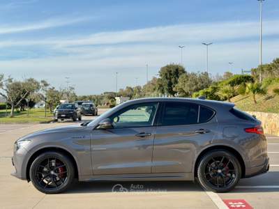 Alfa Romeo Stelvio 210CV Q4 VELOCE TI+PELLE ALCANTARA+PACK BLACK Grigio usata Civitavecchia