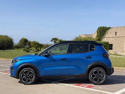 Citroen C3 MAX BRIGHT BLUE+NAVI+RCAM+PDC+17+MATRIX Blu/Azzurro usata Civitavecchia
