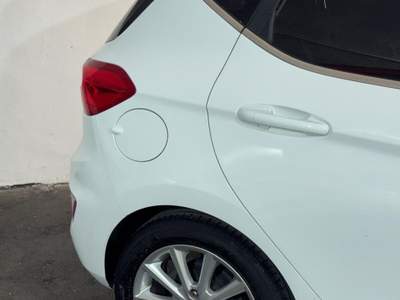 Ford Fiesta 5 porte ST-Line Bianco usata Cardito