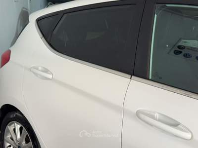 Ford Fiesta 5 porte ST-Line Bianco usata Cardito