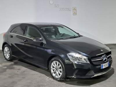 Mercedes-Benz Classe A A 180 d Sport Nero usata Cardito